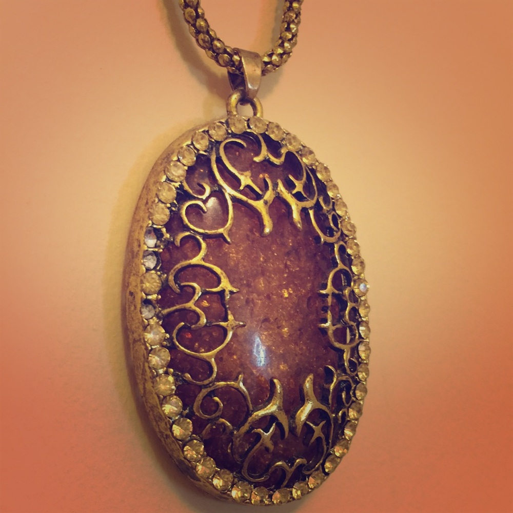 Beautiful Gold & Brown Pendant